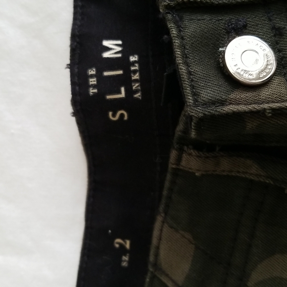 WHBM Camo Utility Pants, Stretchy Sz 2 - Picture 7 of 15